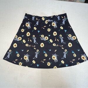 Meeko skirt by SHEIN featuring raccoons, sunflowers, and birds. Size 0XL